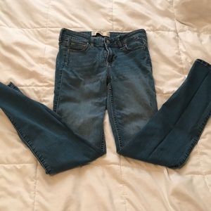 Hollister skinny jeans